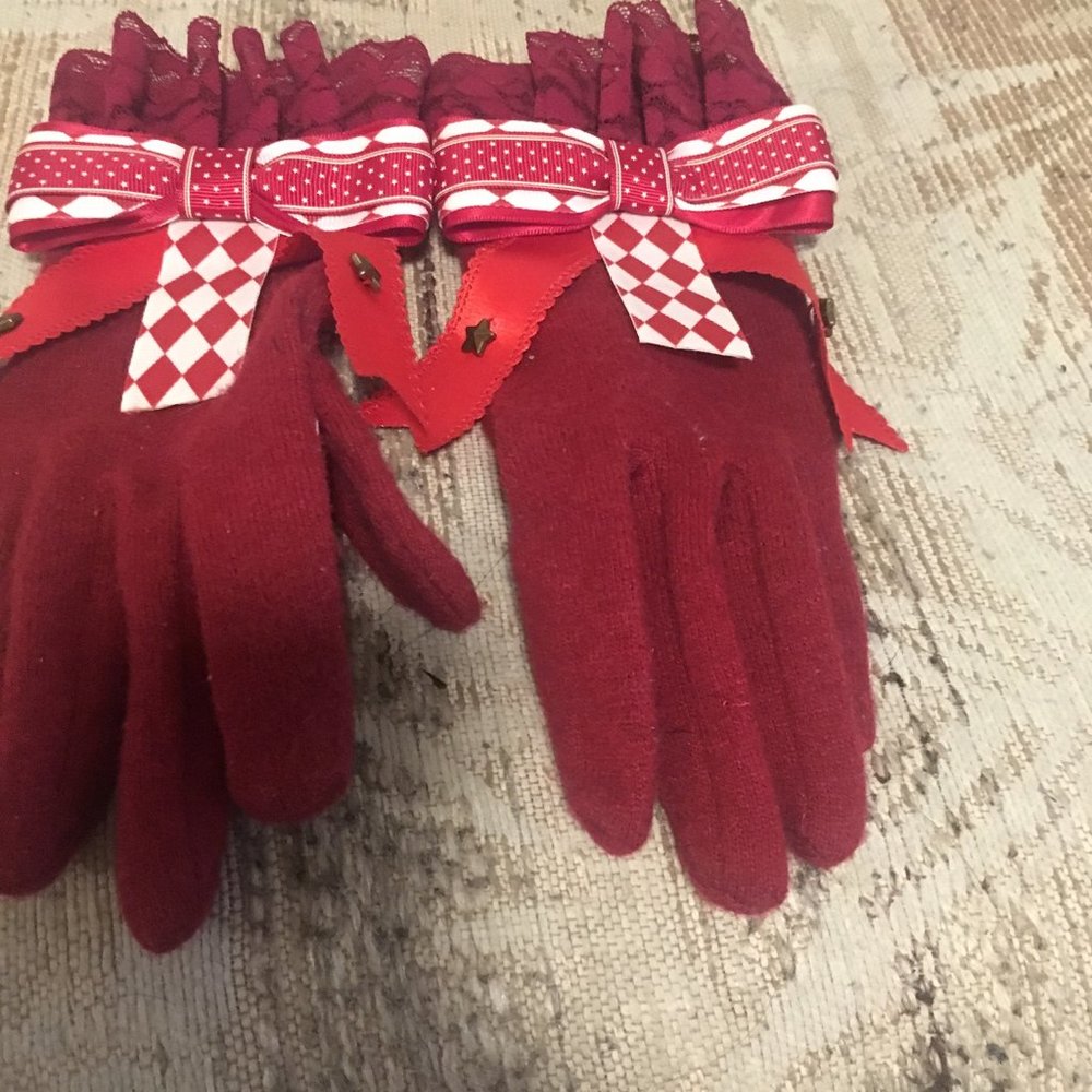 XS Wool Red Lolita Gloves